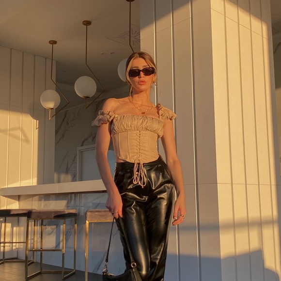 PRINCESS POLLY TOP - Picture 6 of 13